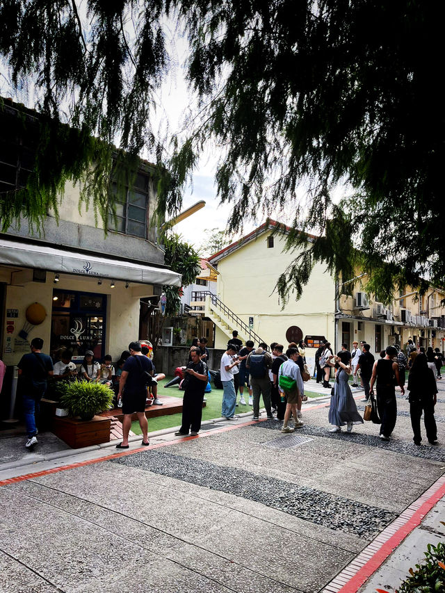 Calf Village Café — Playful Flavors and Pastel Charms at Shen Ji New Village, Taichung Calf Village Café — Playful Flavors and Pastel Charms at Shen Ji New Village, Taichung
