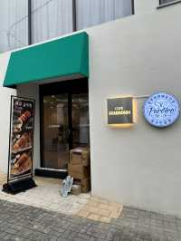 바삭한 굴뚝빵과 여유가 공존하는 베이커리 카페