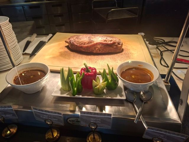 ✨️將軍澳五星級酒店自助午餐🤤多款刺身生蠔選擇🤭多甜品吃