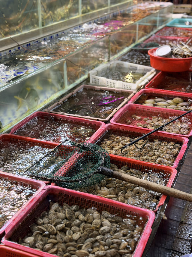 🦀 กินซีฟู้ดสดๆ ริมทะเลฮ่องกง ต้องที่นี่เท่านั้น! 🦀 กินซีฟู้ดสดๆ ริมทะเลฮ่องกง ต้องที่นี่เท่านั้น!