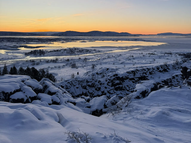 🌌❄️ NORTHERN LIGHT MAGIC IN THINGVELLIR – ICELAND’S NIGHT SKY SHOW 🌌❄️ NORTHERN LIGHT MAGIC IN THINGVELLIR – ICELAND’S NIGHT SKY SHOW