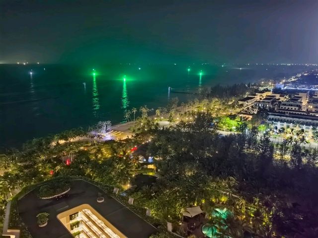 Phu Quoc｜Sunset Dinner, Night Market & INK360 Bar