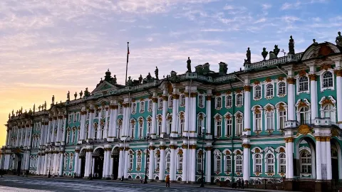 에르미타주 미술관 (Hermitage Museum) 。 — traveler post in 노퍽