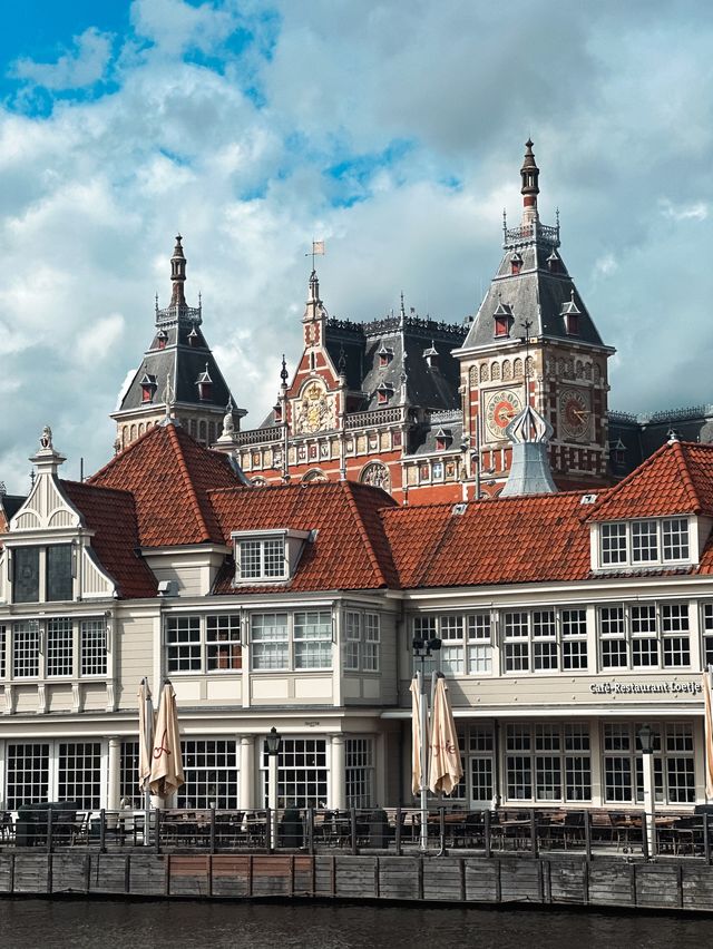 Architecture in Amsterdam🚲🇳🇱