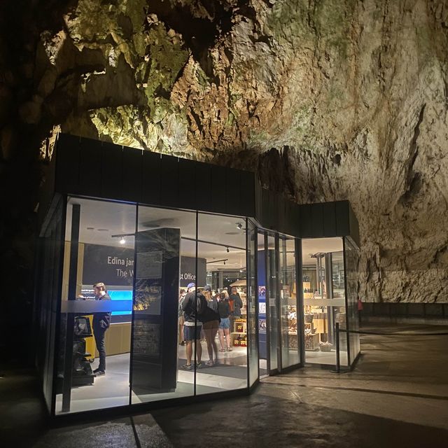 🇸🇮The World's one and ONLY cave post office📮