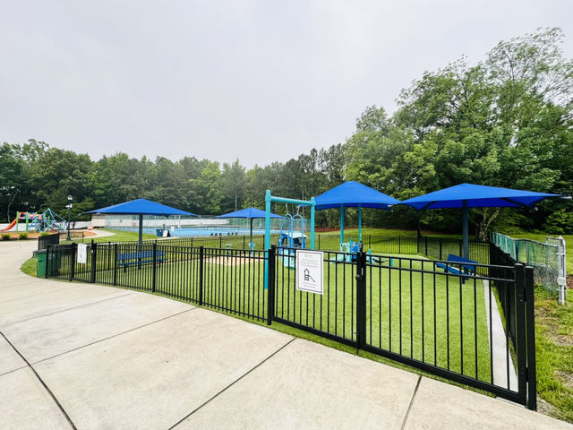 Escape to Nature in Stallings