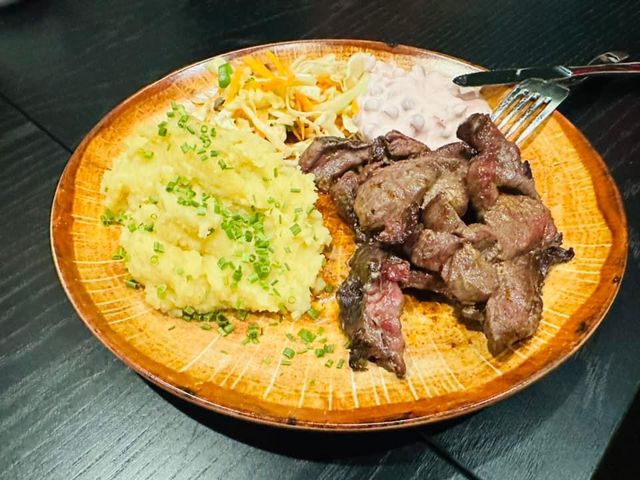 挪威🇳🇴餐廳-Sami Siida馴鹿肉風味餐