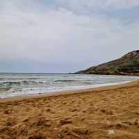 Golden Sands and Azure Waves: Ramla Beach's Seascapes