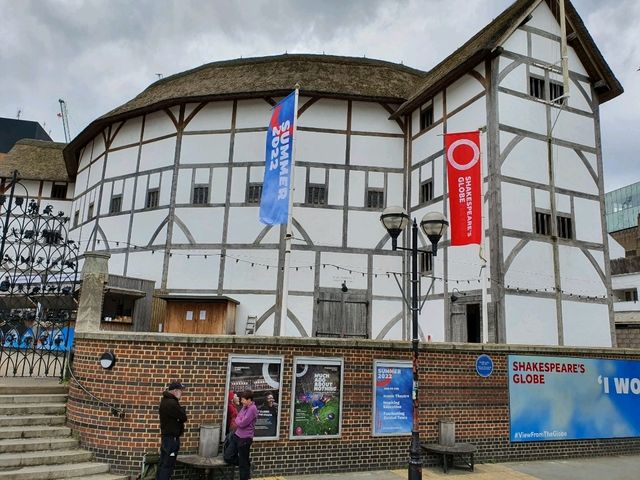 London Travel: Heart of History and Modernity