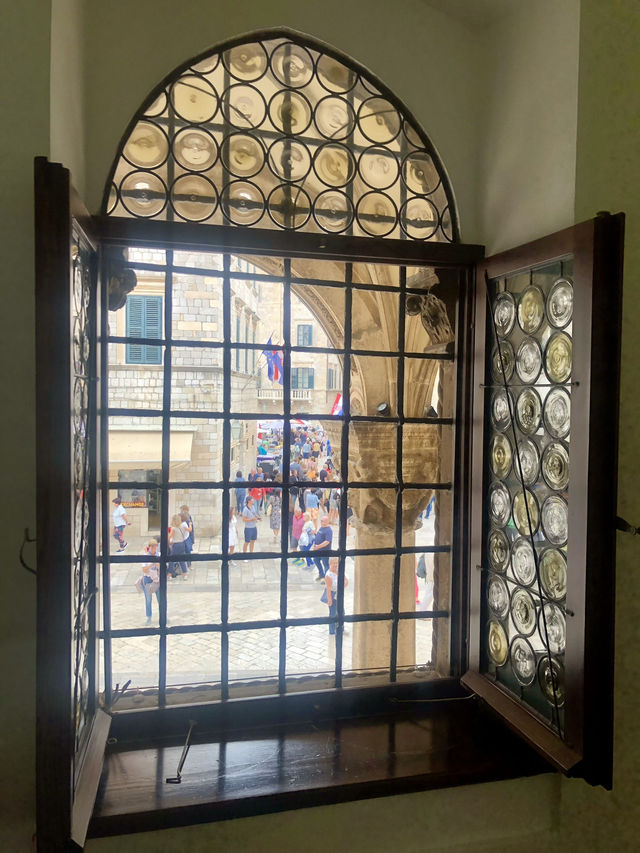 Resplendent at the Rector’s Palace