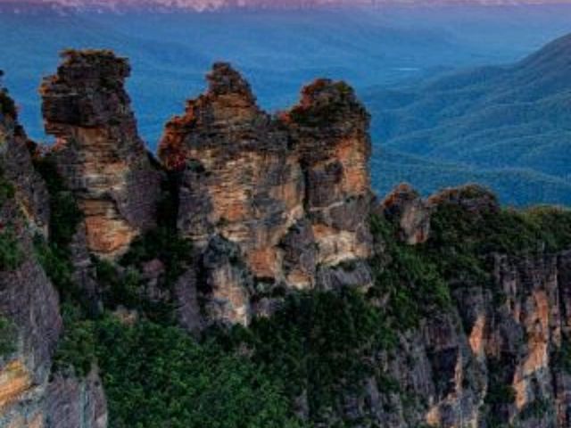 Enjoy the natural wonders of Australia!