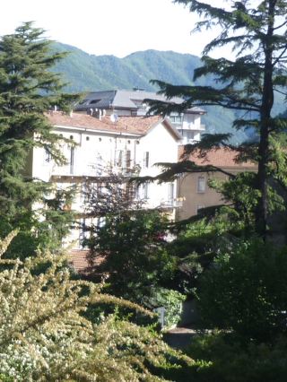 Charming Como: Lakeside Beauty and Timeless Elegance