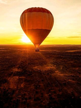 A Road Trip to Uluru: An Adventure of a Lifetime 🚗✨