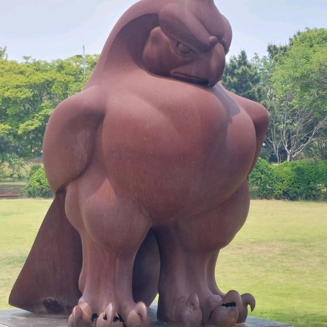 Qingdao, nice artworks on the beach 