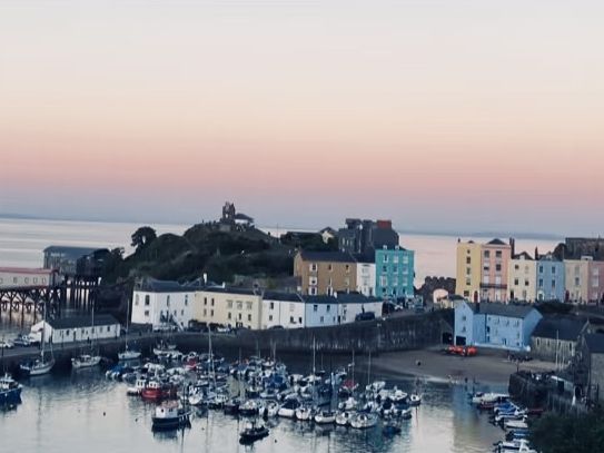 Seaside Colours and Castle Views: A Day in Tenby