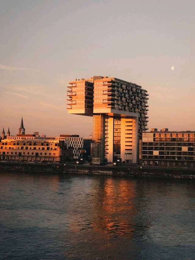 ⛪ Köln Magic: Germany’s Cathedral City on the Rhine