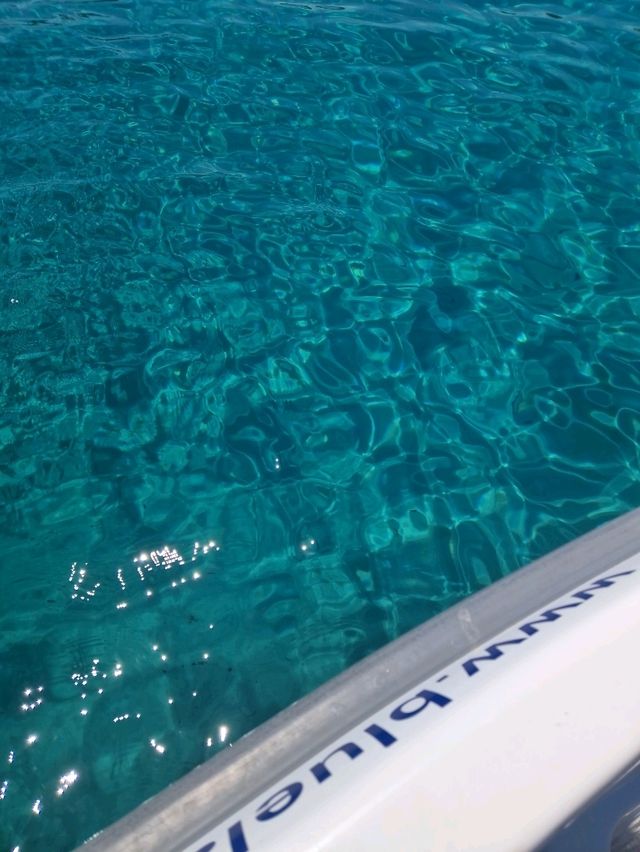 Greek Island Hopping 🇬🇷⛴️✨ – Your Ultimate Guide