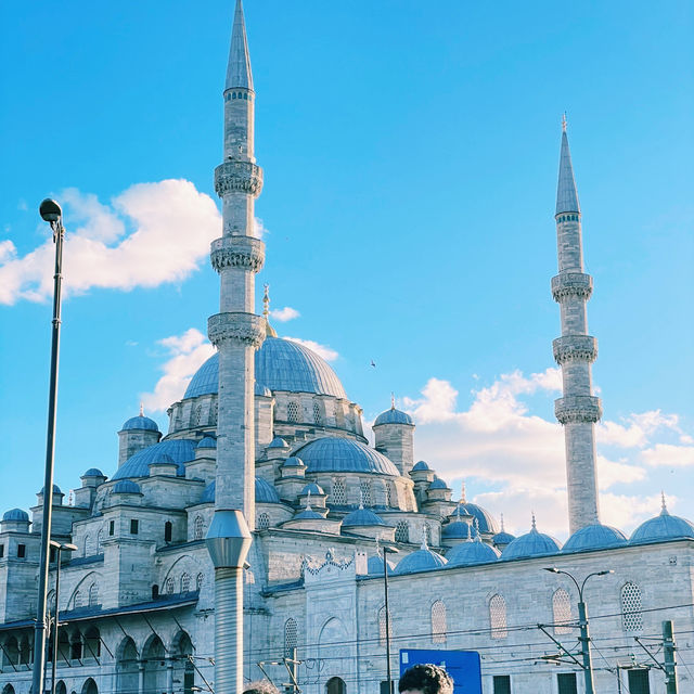Istanbul on a Budget: History, Bazaars & Hidden Corners