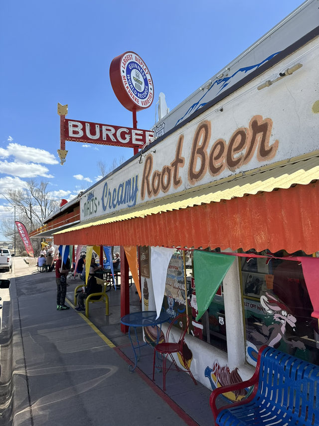 Route 66 Vibes: Ready to time-travel USA via Roadtrip style