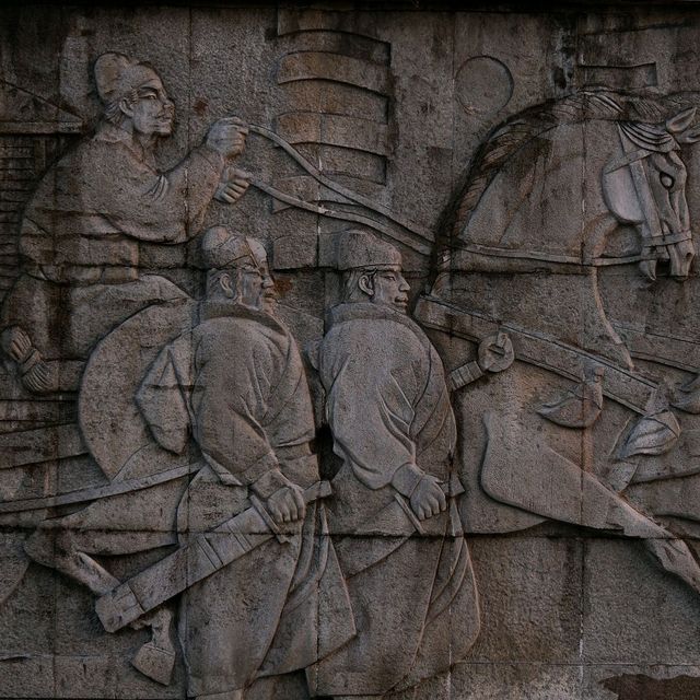 Giant Wild Goose Pagoda Park Statues, Xi’an / 2025