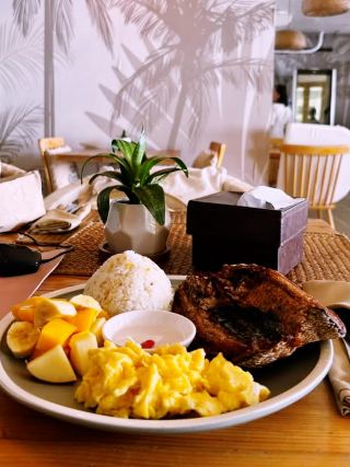 Coastal Comfort: The Soulful Spirit of Aplaya Boracay