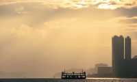 A gust of fresh breeze, a ray of sunshine, an ordinary morning.