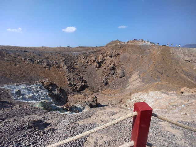 聖托里尼卡美尼火山島