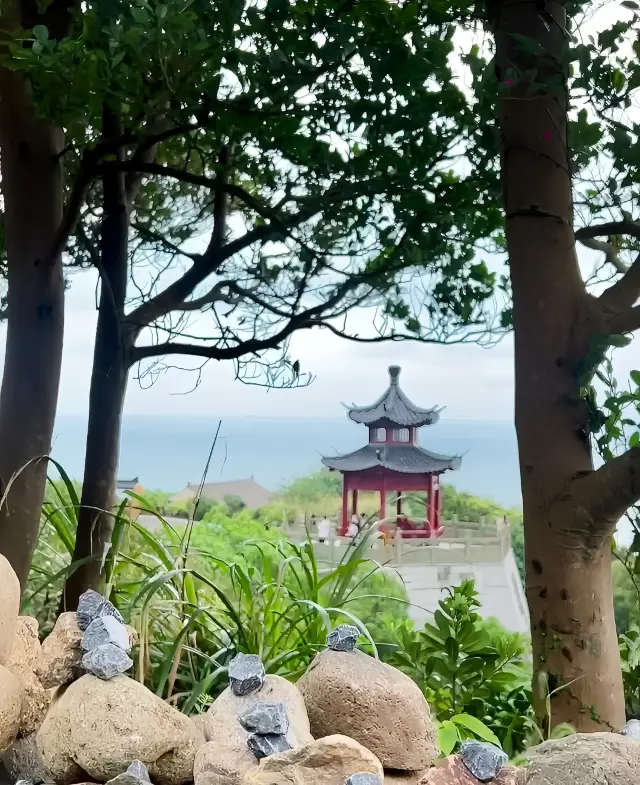 Where to go for blessings on the weekend? Go to Putuo Mountain on the southern edge of Hangzhou Bay in Zhejiang Province
