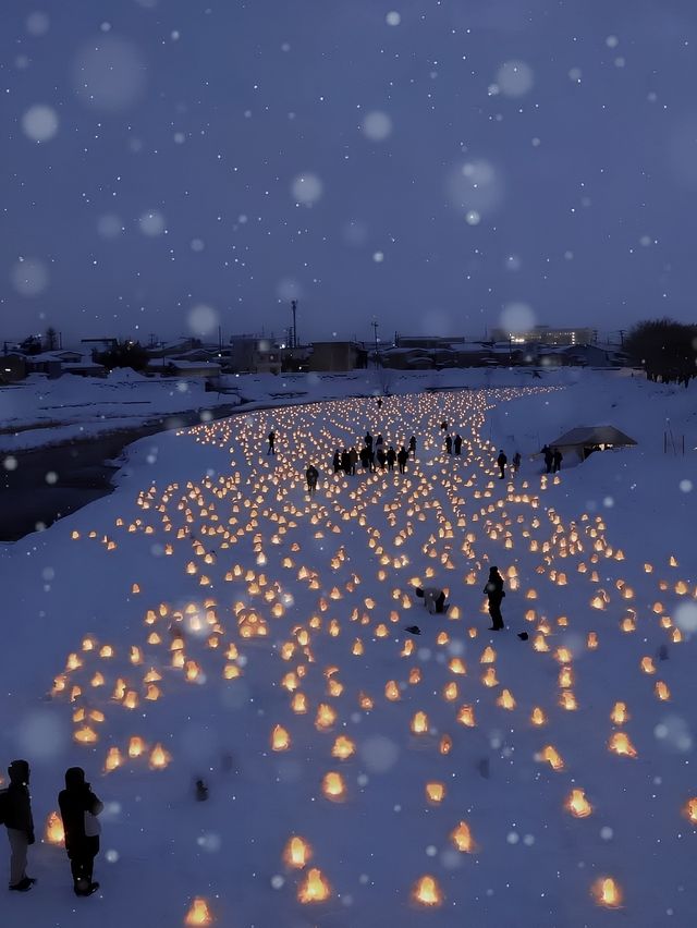 日本最浪漫的燈雪節，美到窒息的迷你小雪屋