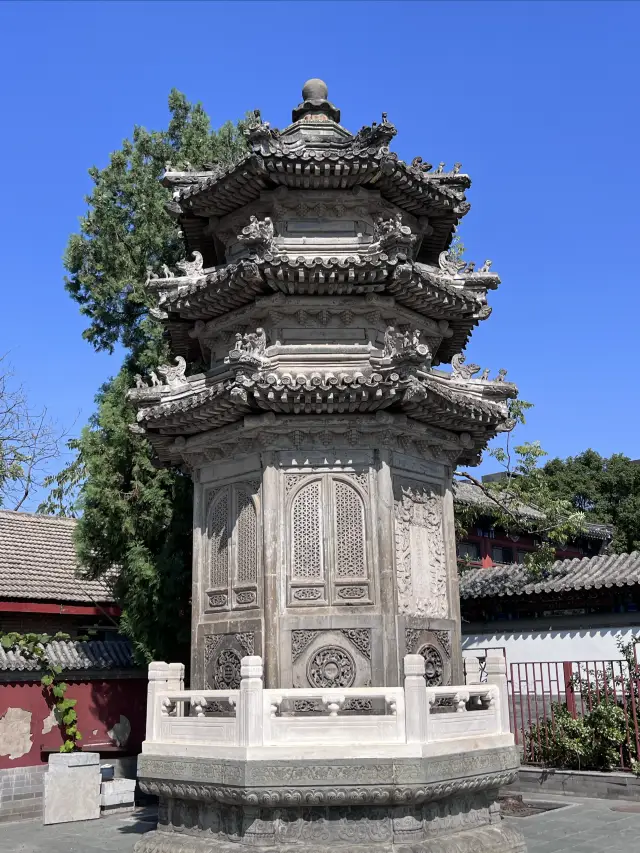 Baiyun Guan