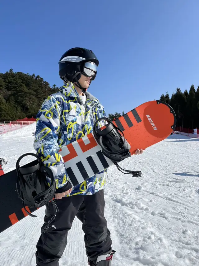 Not inferior to Harbin, Mingyue Mountain Hot Spring Skiing Guide, it is recommended to bookmark