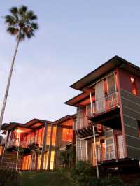 🌟 Noosa's Hidden Gems: Luxe Stays & Ocean Views 🌊
