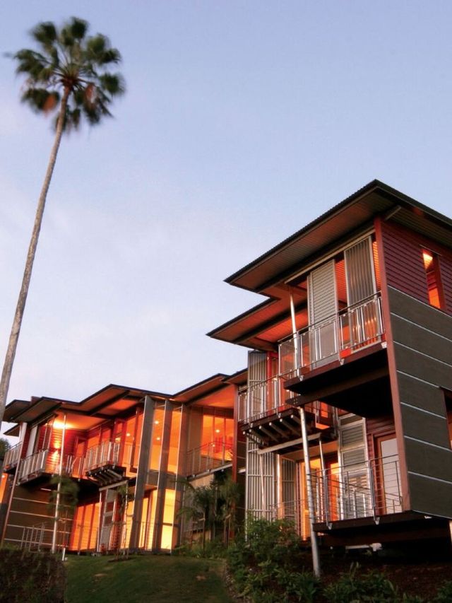 🌟 Noosa's Hidden Gems: Luxe Stays & Ocean Views 🌊