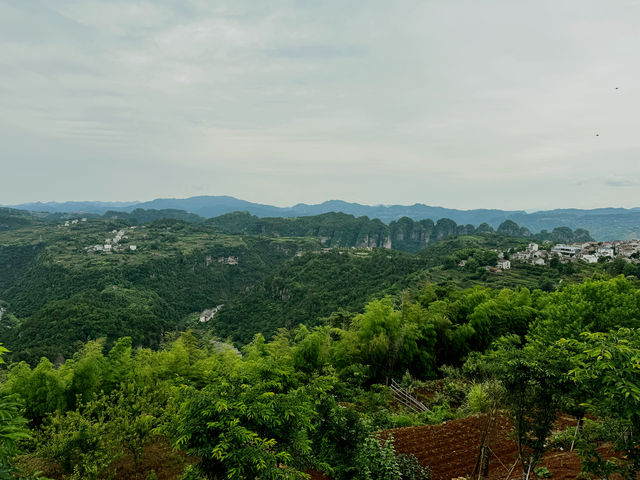 徒步安山古道，撞進十九峰風景裡～