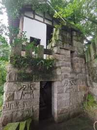 廣安周邊遊｜千古迷城之「神龍山巴人石頭城」。。