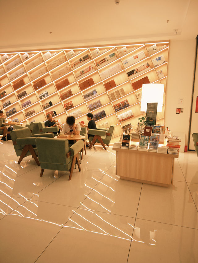 深圳福田CBD～快來這家書店發呆看書📚