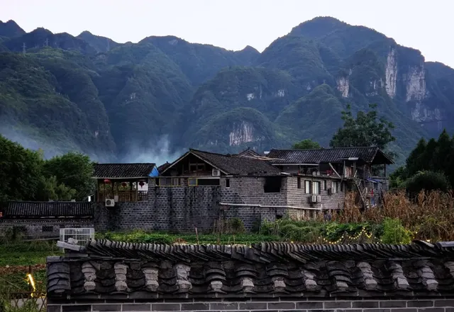 雲舍景區介紹，邂逅土家文化，盡享山水盛宴。