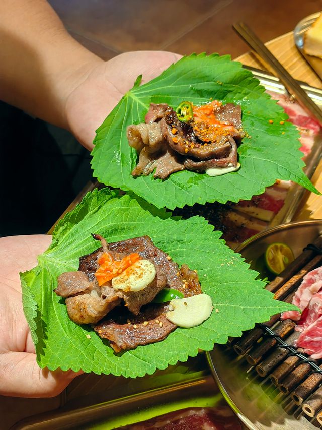 正宗的核桃炭燒烤，美味無窮。