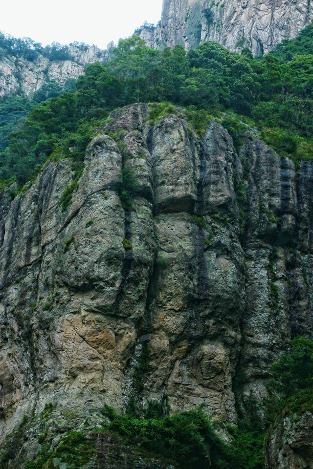 浙江溫州雁蕩山｜被譽為「東南第一山」。