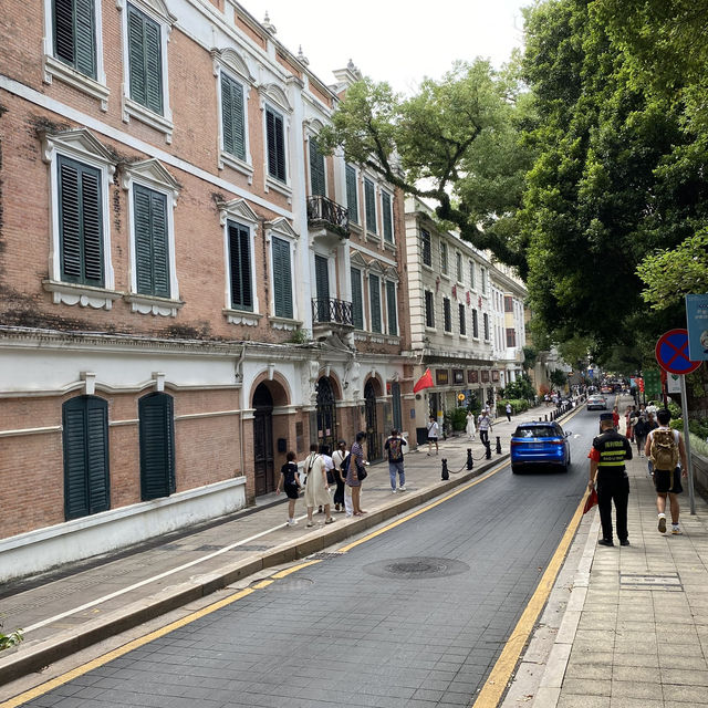 **Shamian Island: A Hidden Gem in Guangzhou**
