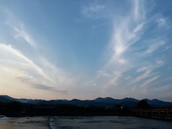 岚山で渡月橋の夕日を見逃さないで🌄