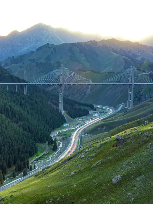 Short Holiday Getaway! The Ultimate Guide to Yili & Sayram Lake, Xinjiang