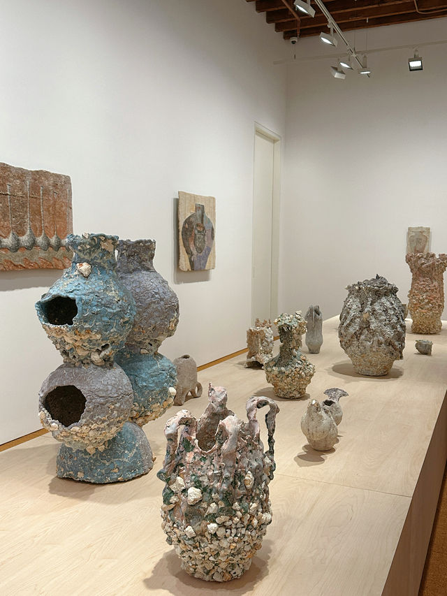 時間的褶皺裡 藏著大地的呼吸｜上海看展