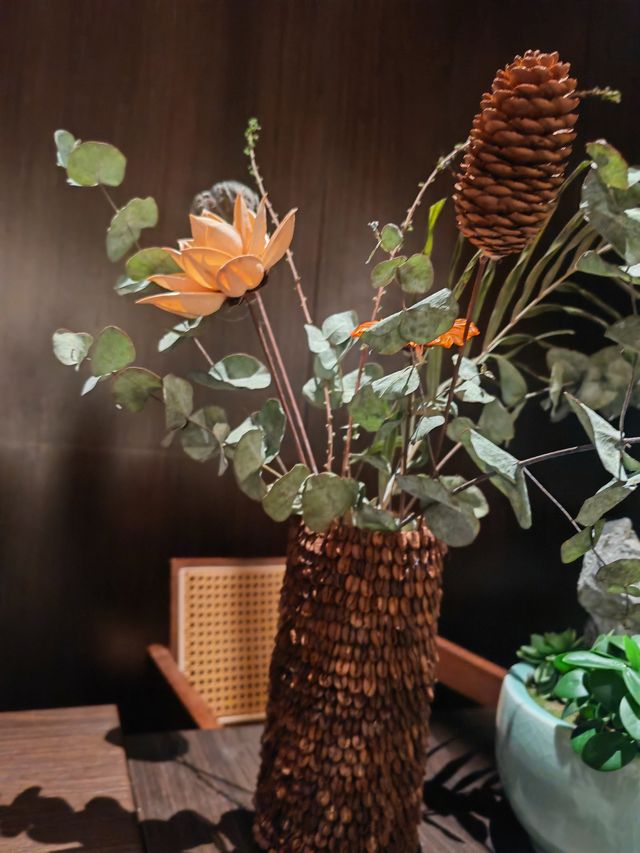 「茶韻禪心·光影秘境」