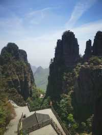不愧是廣西的張家界，無限風光在險峰