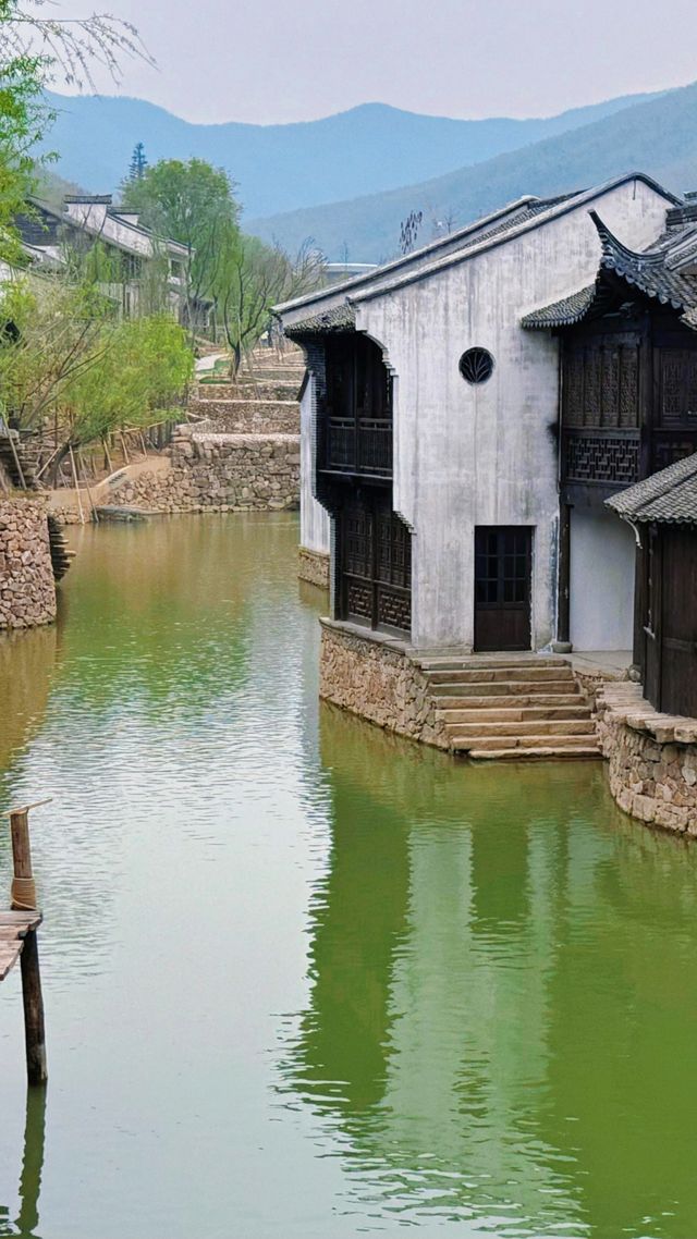 各位寶貝嚟過窯湖小鎮未啊