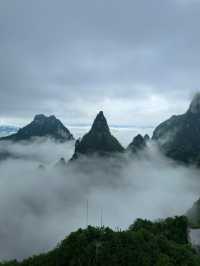 【雲端嘅驚險】端午節嘅天門山畀到你