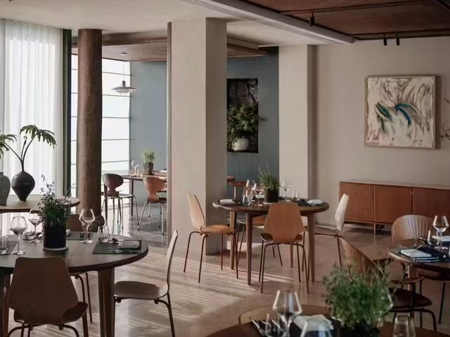 Hylla物與嵐設計收藏酒店  中國雲南省麗江市玉龍縣白沙鎮玉湖村，背靠玉龍雪山腳下   