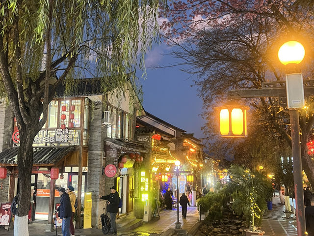 大理漫遊：風花雪月與人間煙火的纏綿共舞