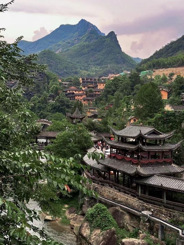 懸崖上嘅煙火人間🩵